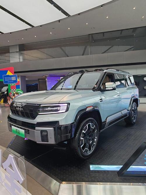 惠州138比亚迪方程豹硬派越野的爆款，英菲尼迪35周年与你共成长